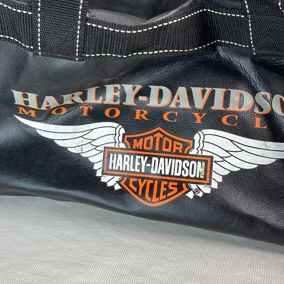 Harley-Davidson Black and Orange Duffel Bag with Iconic Logo Vegan Leather Zip - Picture 2 of 16